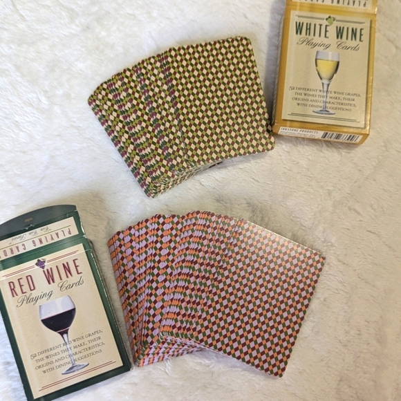 Brand New Playing Cards - 2 Decks Themed White Wine and Red Wine - Picture 4 of 6